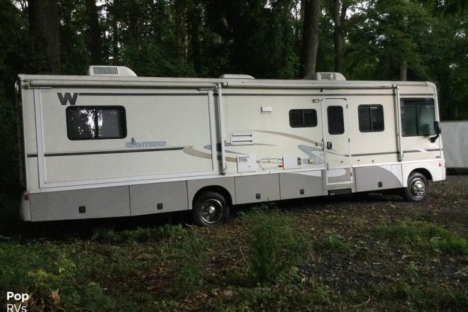 2005 Sightseer 35N
