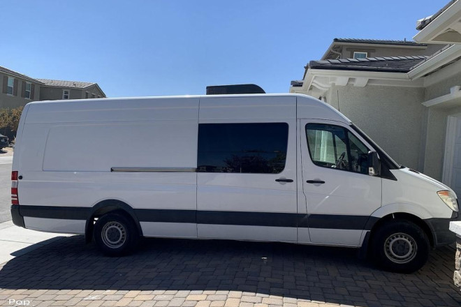 2013 Sprinter 2500 High Roof EXT 170WB