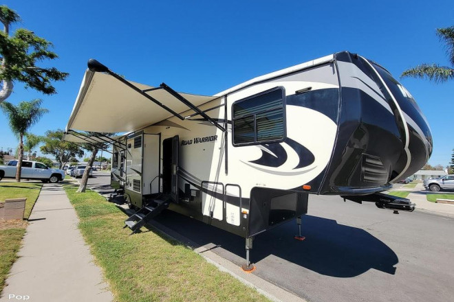 2018 Road Warrior RW413