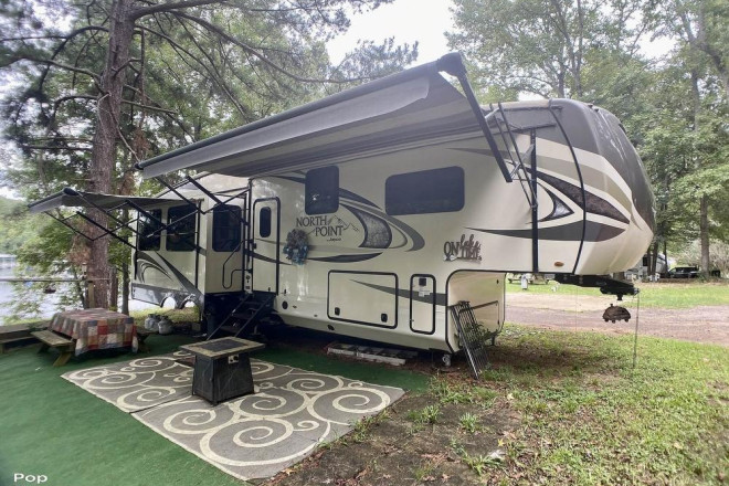 2018 North Point 315RLTS