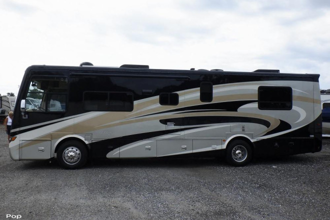 2014 Allegro Breeze 32BR