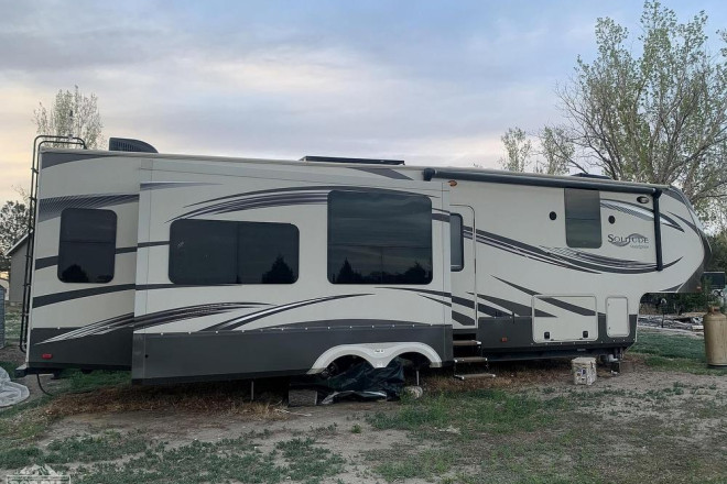 2014 Solitude 369RL