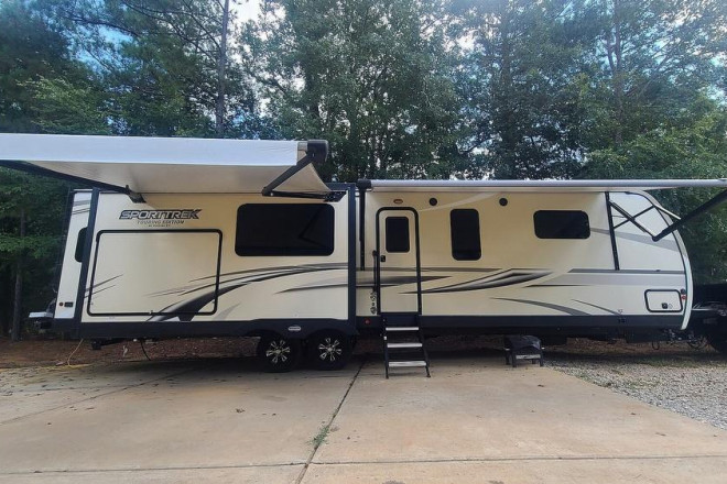 2021 SportTrek 343VIK