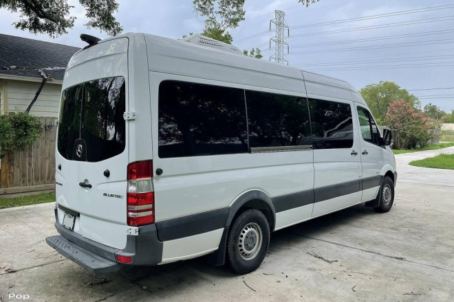 2014 Sprinter 2500 High Roof 170WB