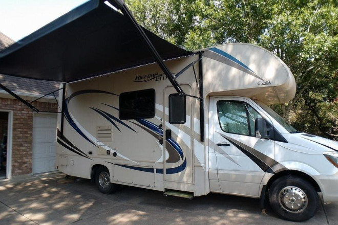 2018 Freedom Elite 24FE