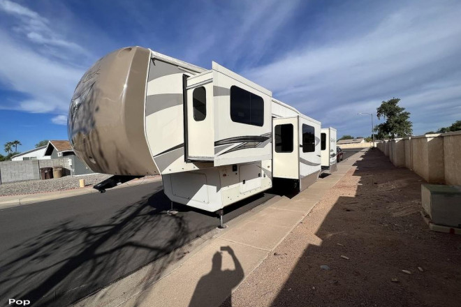 2014 Cedar Creek 38FL