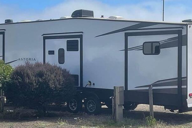2021 Astoria 3343BHF