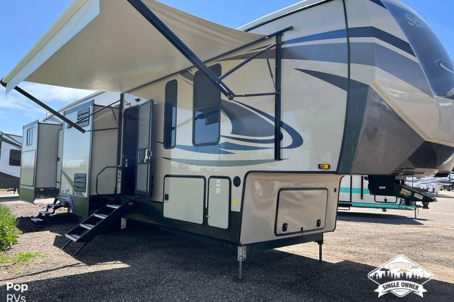 2021 Sandpiper 384QBOK