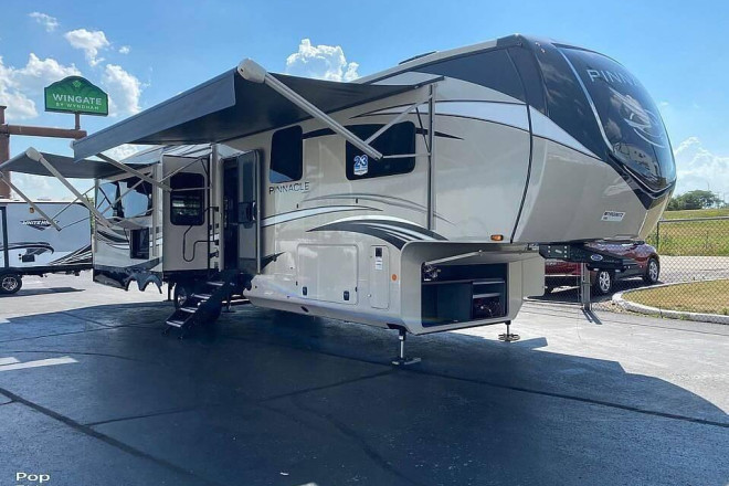 2021 Pinnacle 36KPTS