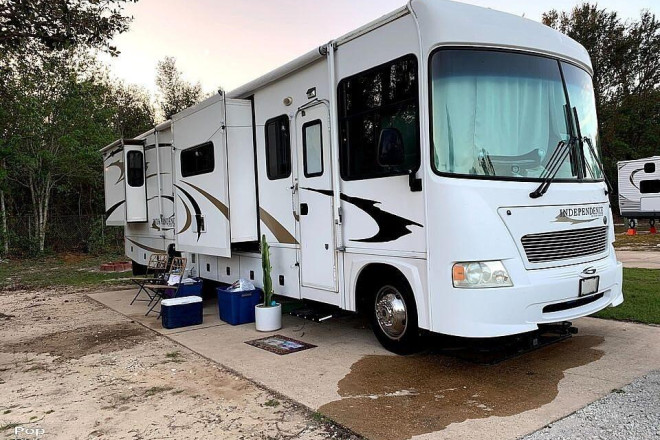 2006 Independence 8357 LS