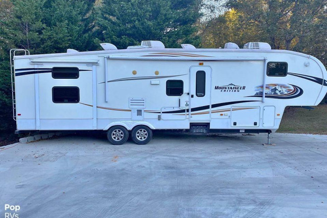 2012 Mountaineer 345DBQ