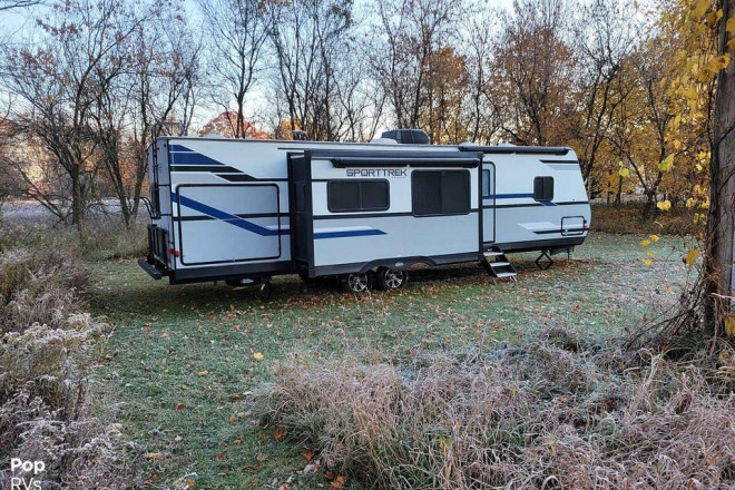 2020 SportTrek 327VIK