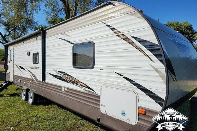 2019 Wildwood 28RLSS