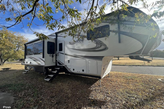 2022 Solitude S-Class 3740BH