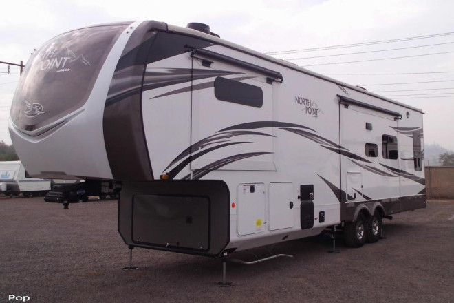 2021 North Point 373BHOK