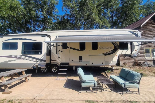 2017 Columbus Compass 377MBC