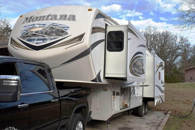 2013 Montana 3582RL