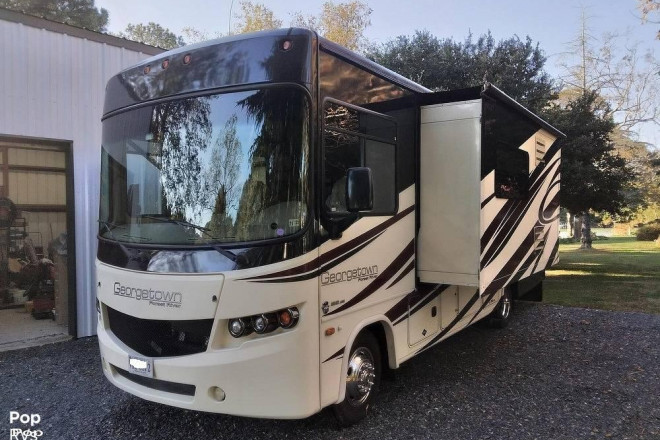 2015 Georgetown 270S