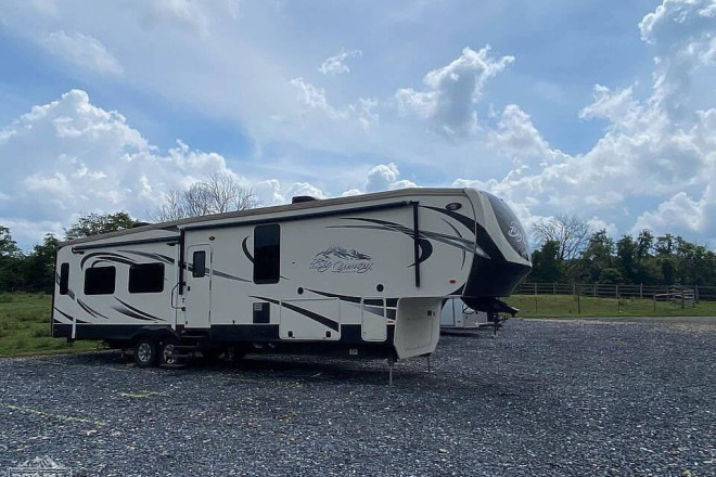 2015 Big Country 3950FB