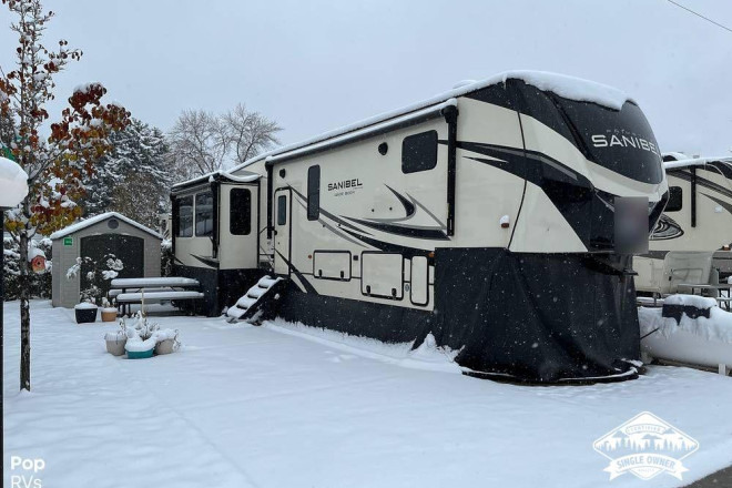 2021 Sanibel 3902WB