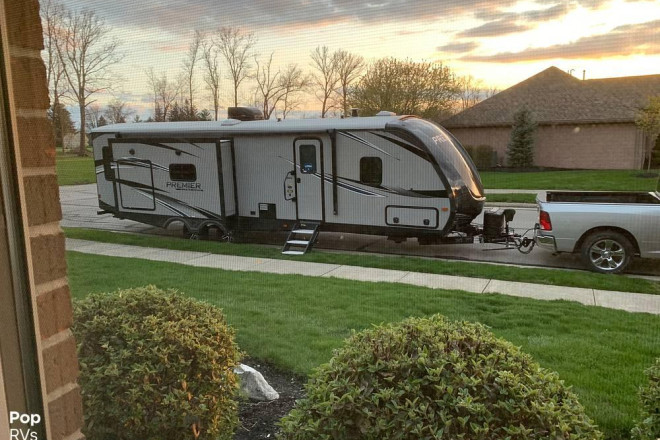 2020 Premier 30RIPR
