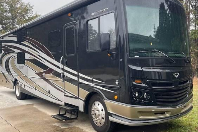 2018 Bounder 36H