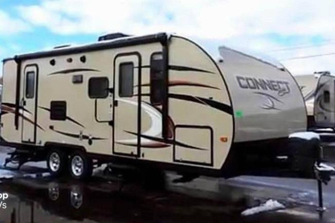 2015 Connect Spree 280RLS