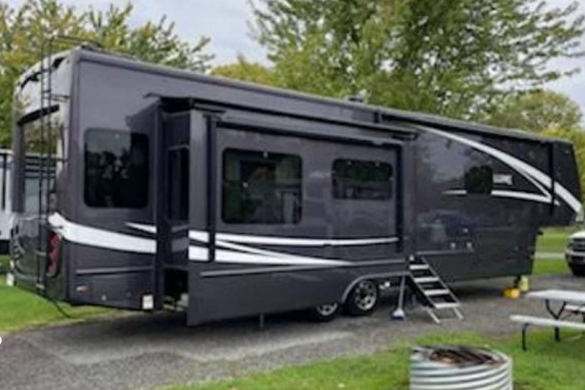 2021 Other Gold 38GFB