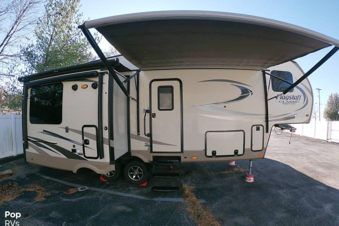 2018 Flagstaff 8528IKWS