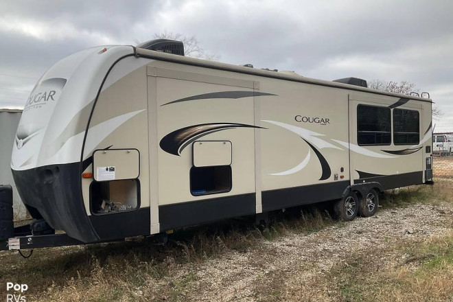 2018 Cougar 33SAB