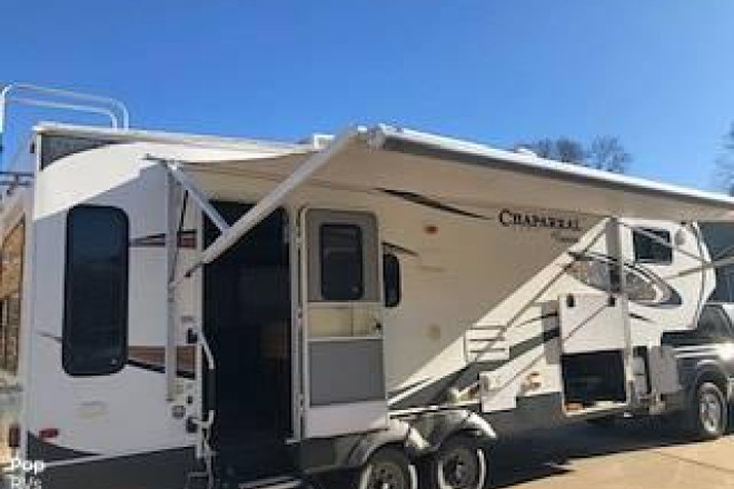 2013 Chaparral 267RLS