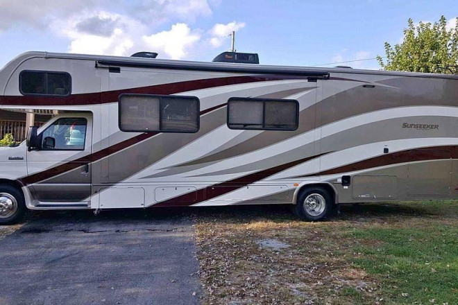 2018 Sunseeker 3010DS