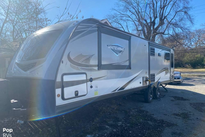 2020 White Hawk 32RL