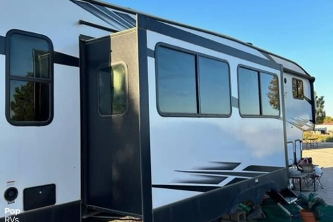 2021 Hideout 300 RLDS