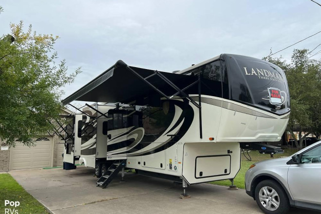 2021 Landmark 365 Concord