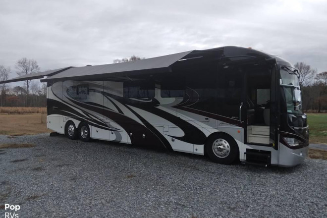 2018 American Dream SE 44M