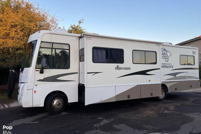 2008 Sightseer 35J