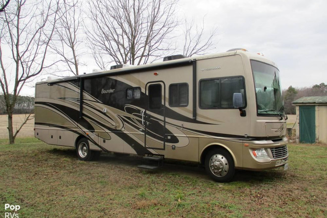2011 Bounder 35H