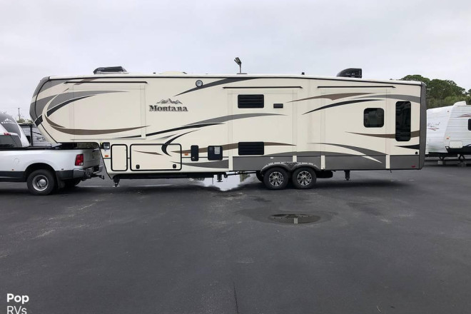 2015 Montana 3440RL