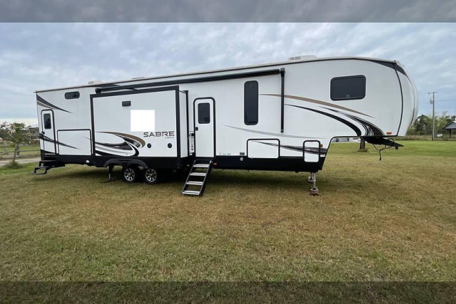 2022 Sabre 38DBQ