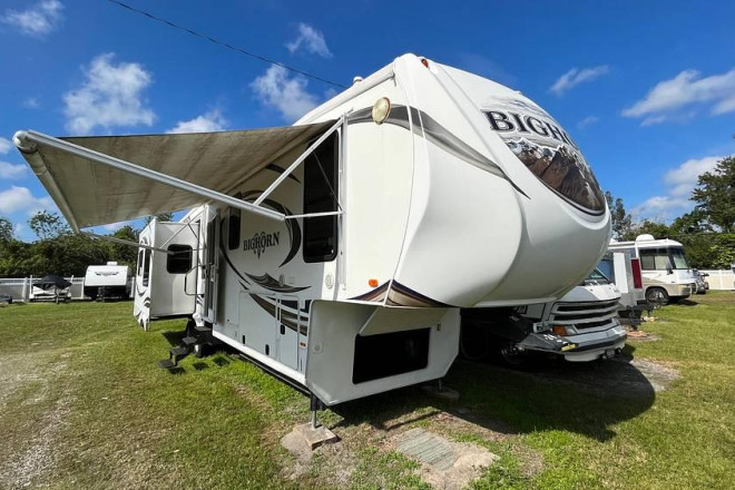 2013 Bighorn 3610 RE