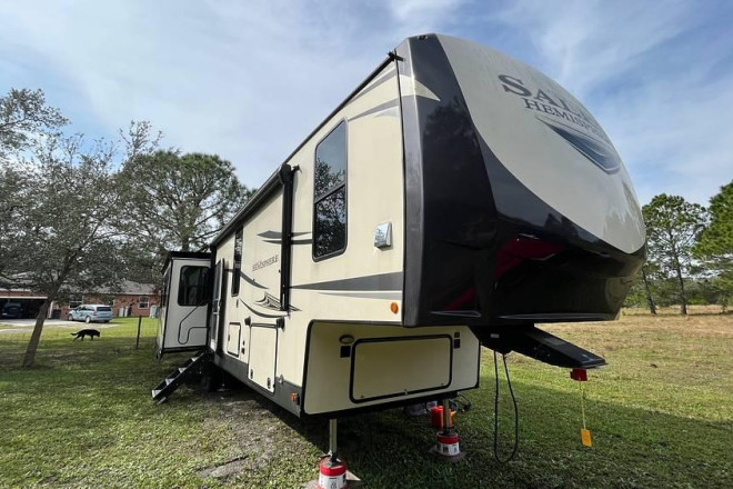 2021 Hemisphere Lite 369BL