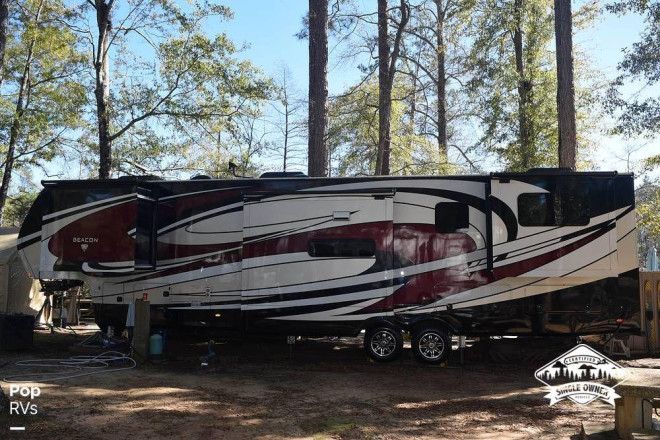 2020 Beacon 42RDB