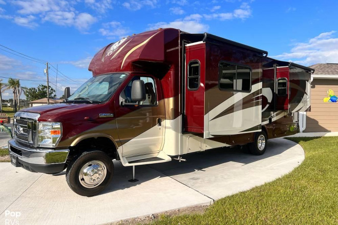 2019 NeXus Viper 27V