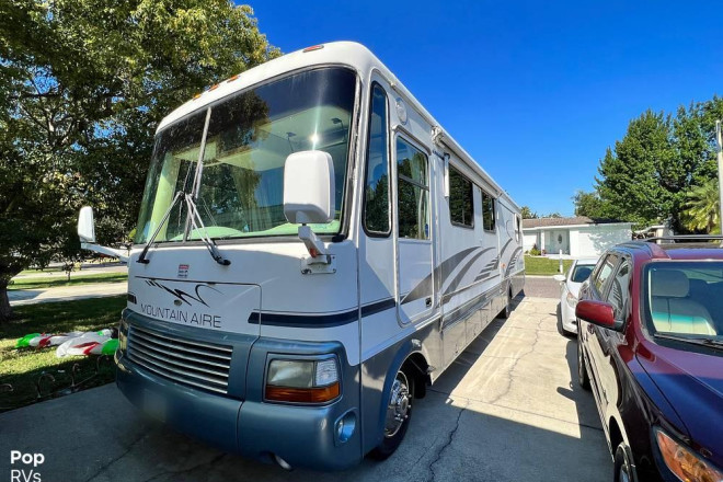 2000 Mountain Aire 3780