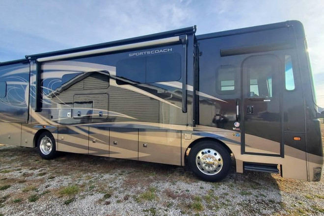 2021 Sportscoach 354QS