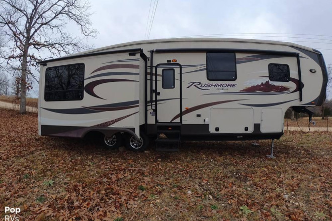 2012 Rushmore 34SB
