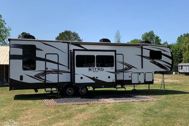 2017 XLR Nitro 36TI5