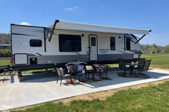 2021 Catalina Legacy Edition 303rkds