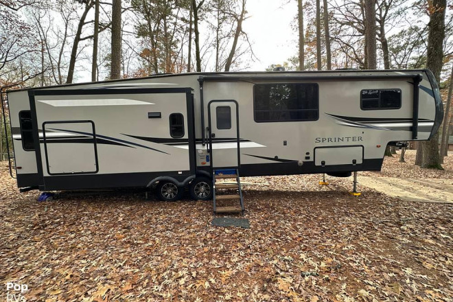 2020 Sprinter 3561FWRLB